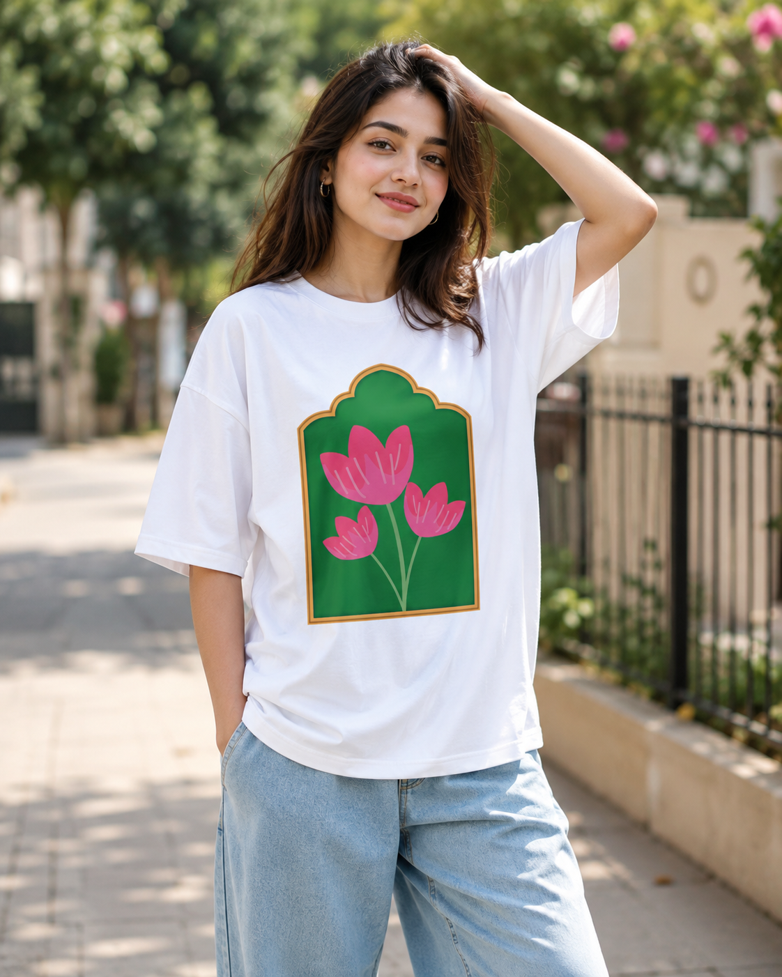 T-shirt White